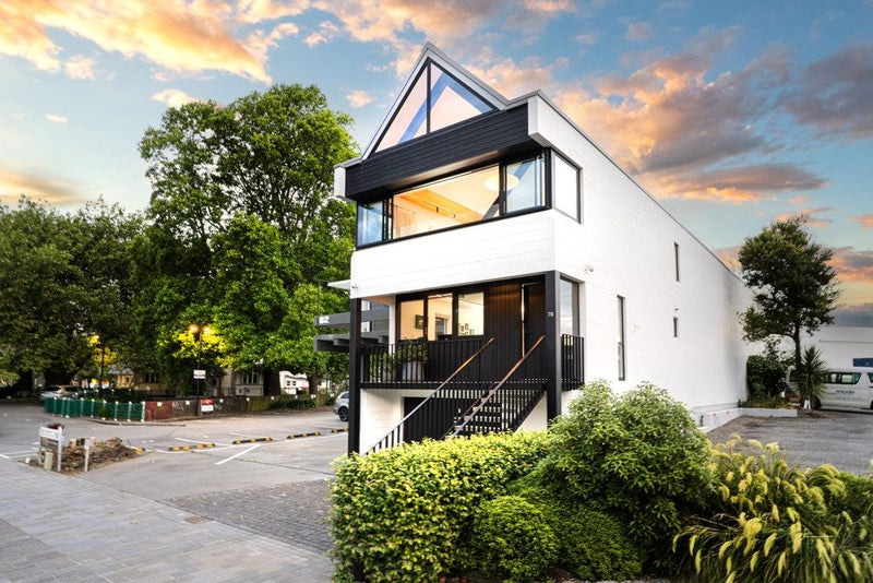 78 Oxford Terrace, Christchurch Central, Christchurch - Carousel 1