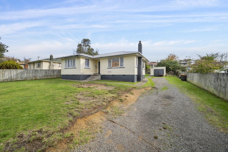 6 Bellingham Crescent, Fordlands, Rotorua - Carousel 1