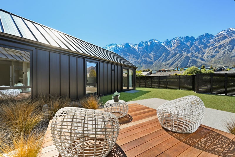 31 Taurus Lane, Jacks Point, Queenstown - Carousel 1