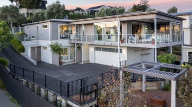7 Sereno Vista, Bellevue, Tauranga - Carousel 1
