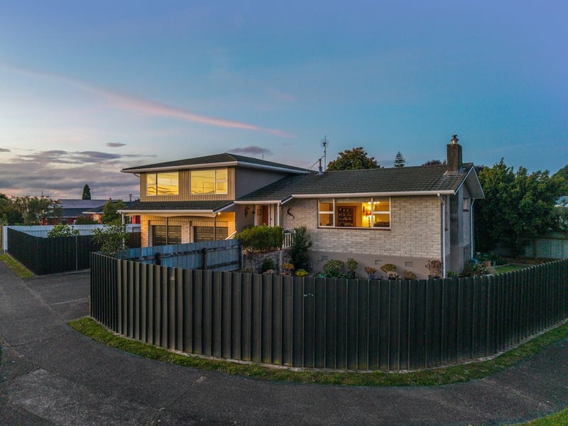 635 Queen Street East, Levin, Levin - Carousel 1