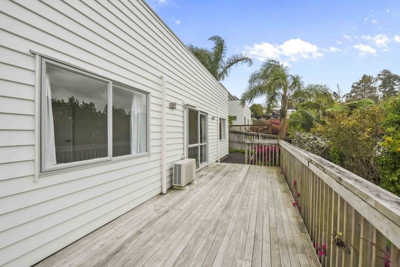 114 Fairview Avenue, Fairview Heights, North Shore City, Auckland - Carousel 1