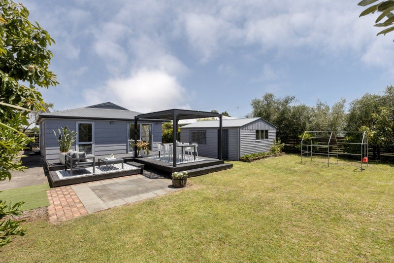 123 Links Avenue, Mount Maunganui, Mount Maunganui - Carousel 1