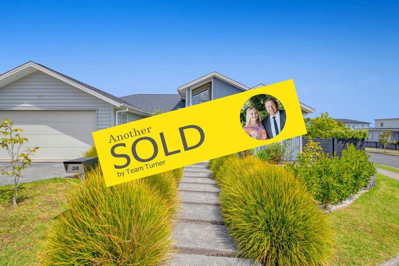 24 Takurua Terrace, Orewa, Orewa - Carousel 1