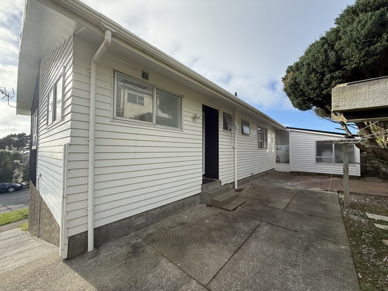 49 John Sims Drive, Broadmeadows, Wellington - Carousel 1