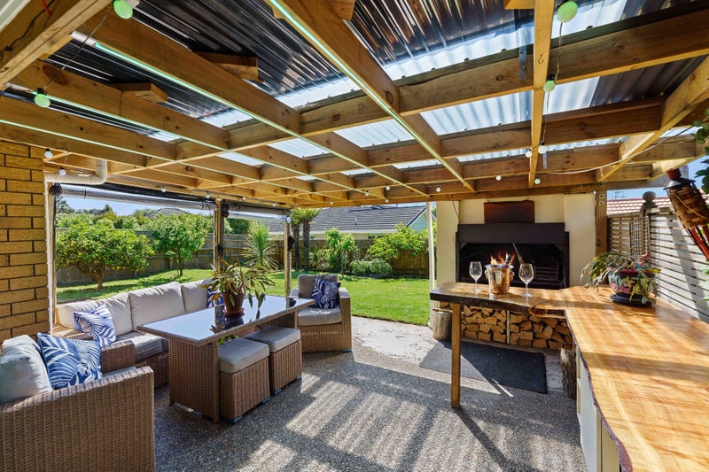 57 Regent Drive, Paraparaumu Beach, Paraparaumu - Carousel 1