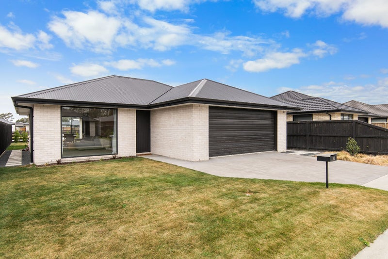 30 Croydon Street, Woodend, Woodend - Carousel 2