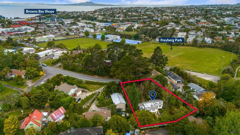 26 Woodlands Crescent, Browns Bay, North Shore City, Auckland - Carousel 1