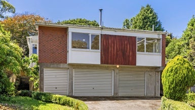 29 Nicholson Road, Khandallah, Wellington - Carousel 1