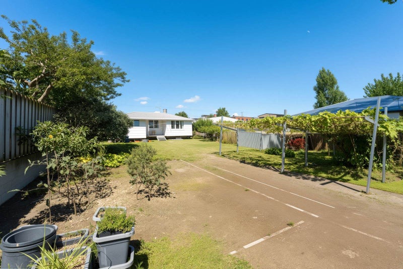 64 Tonar Street, Northcote, Auckland - Carousel 2