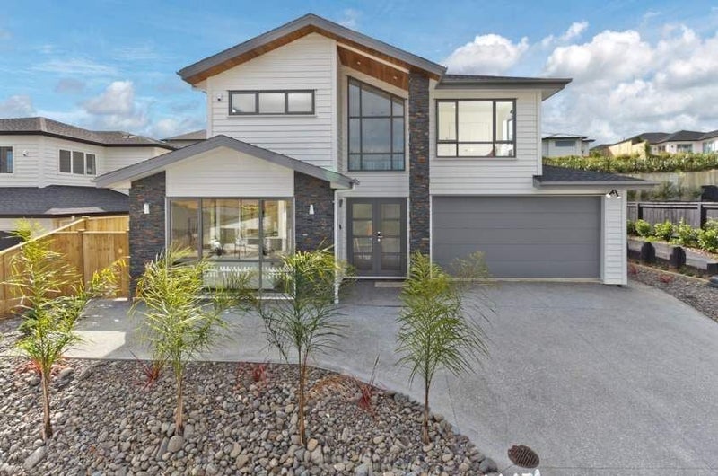 10 Syd Grant Crescent, Orewa, Orewa - Carousel 2