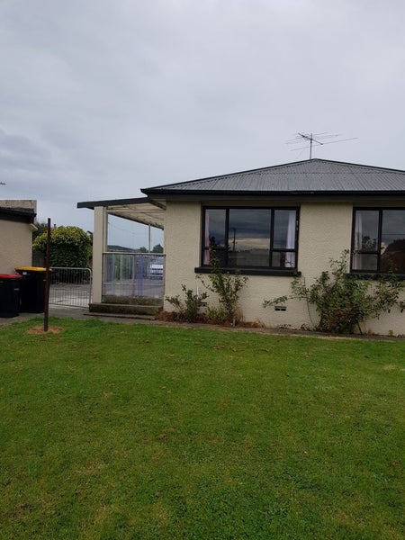 42 Holloway Street, Waikiwi, Invercargill - Carousel 1
