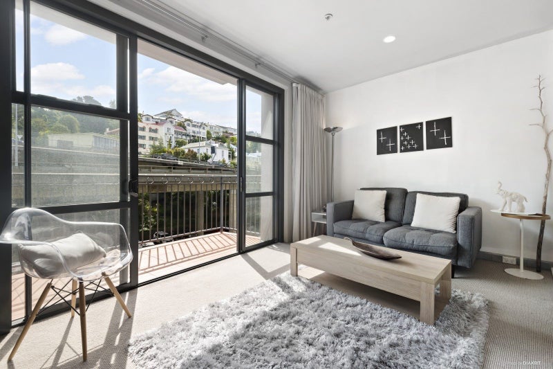 1N/154 The Terrace, Wellington Central, Wellington - Carousel 1