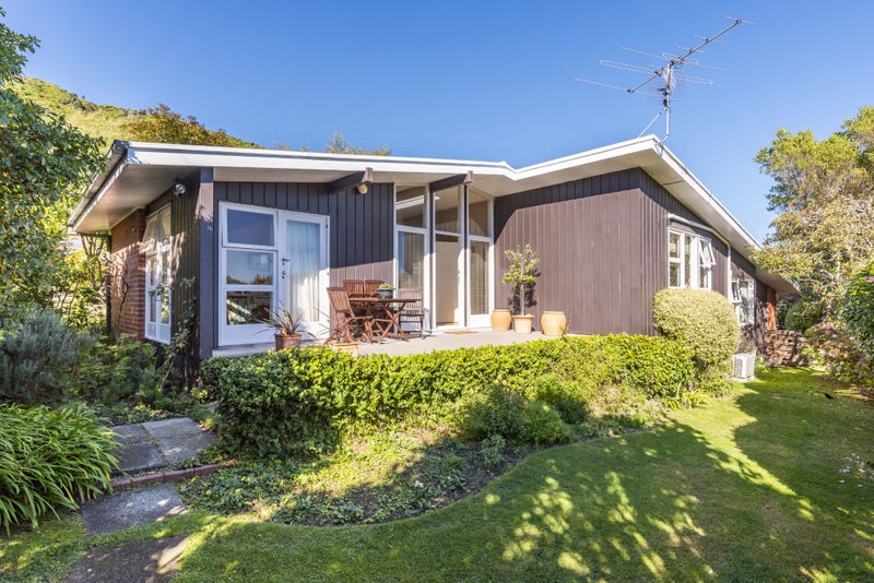 16 Kakariki Grove, Waikanae - Carousel 22