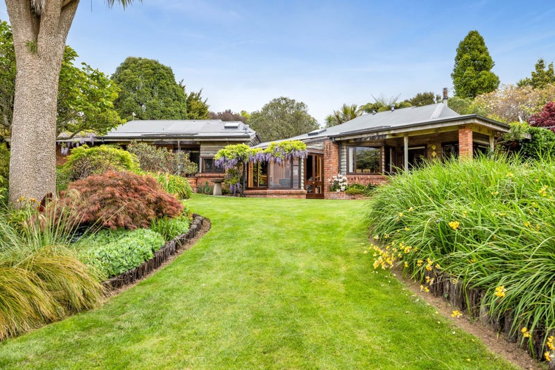 14 Ngawhini Road, Hawera - Carousel 2