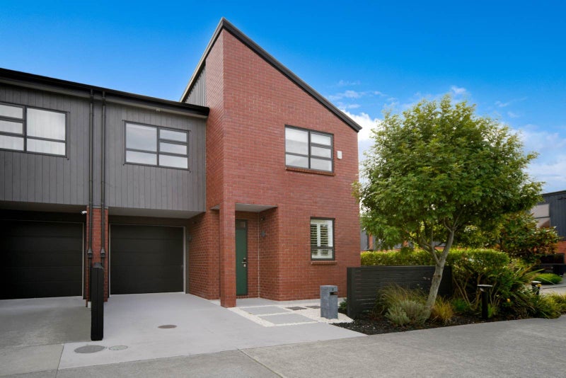 2 Whakatere Lane, Hobsonville, Auckland - Carousel 2