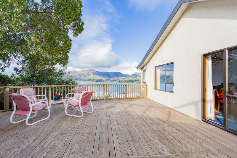 31 Cressy Terrace, Lyttelton, Lyttelton - Carousel 2