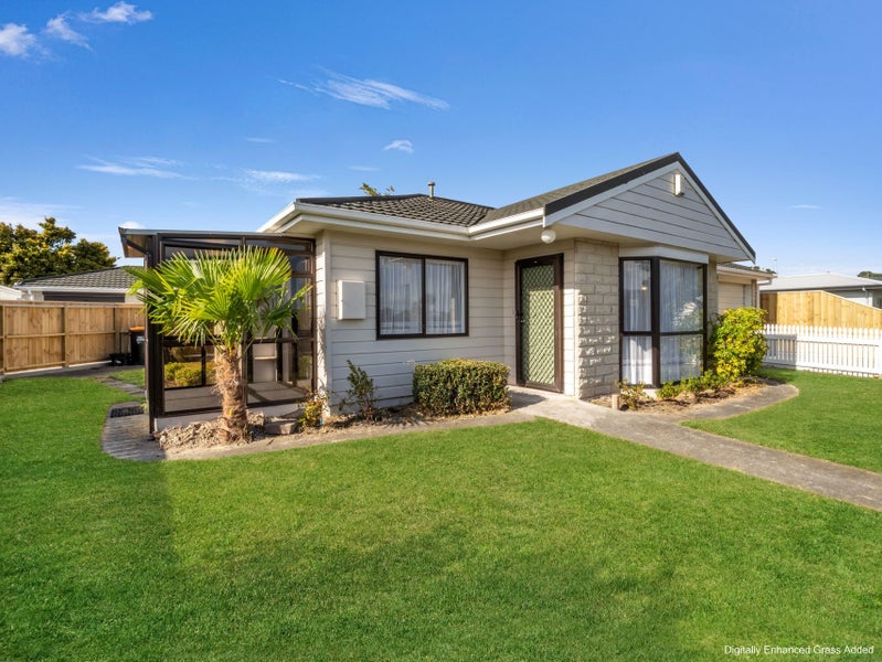 28 Freyberg Street, Roslyn, Palmerston North - Carousel 1