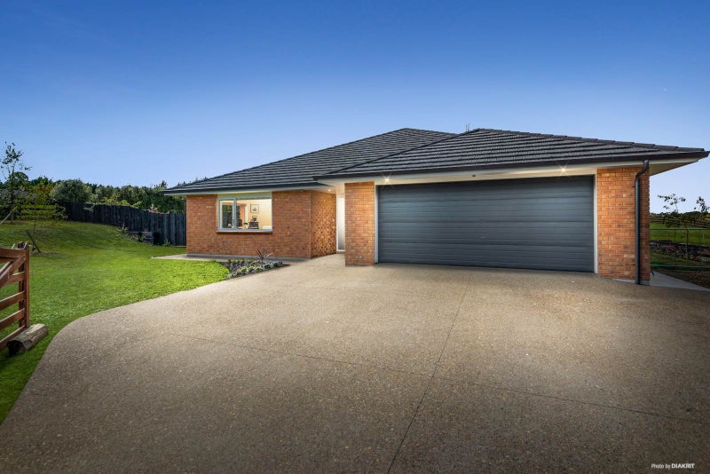 131 Mcrobbie Road, Papakura - Carousel 23