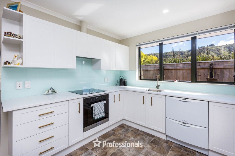 23A Hudson Avenue, Ebdentown, Upper Hutt - Carousel 2