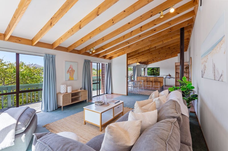 12 Kaitawa Street, Waikanae Beach, Waikanae - Carousel 2