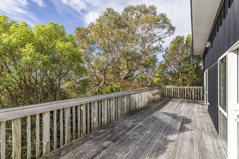 4 Doncaster Terrace, Ascot Park, Porirua - Carousel 2