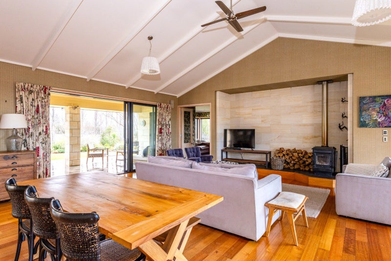 185 Brownleas Road, Makikihi, Waimate - Carousel 2