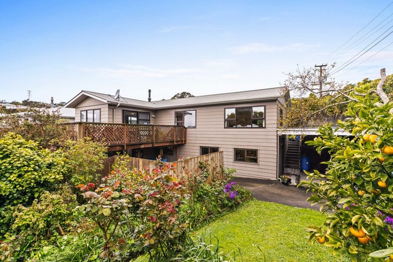 60 Link Road, Newlands, Wellington - Carousel 2