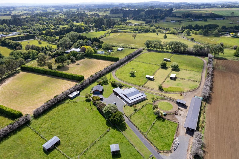 1189 Glenbrook Road, Glenbrook, Franklin, Auckland - Carousel 2