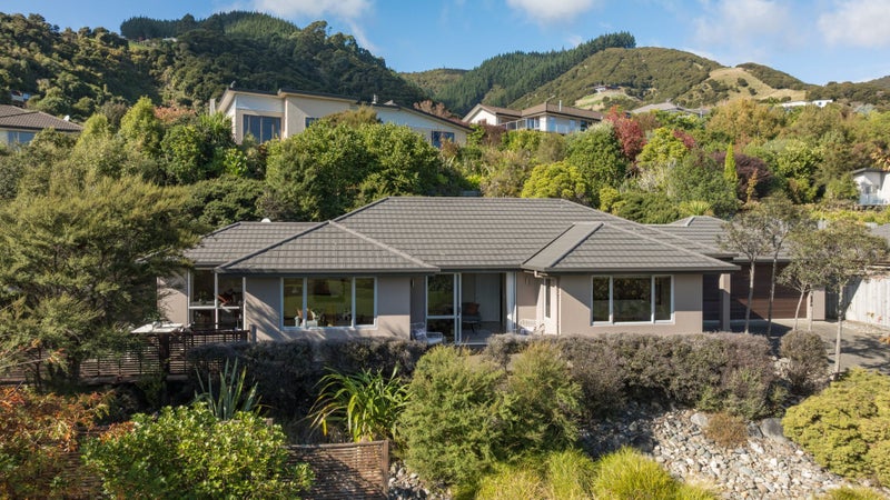 14 Frenchay Drive, Atawhai, Nelson - Carousel 1