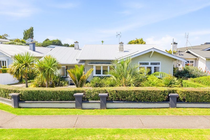 26 College Street, College Estate, Whanganui - Carousel 1