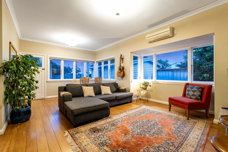 19 Main Road, Titahi Bay, Porirua - Carousel 2