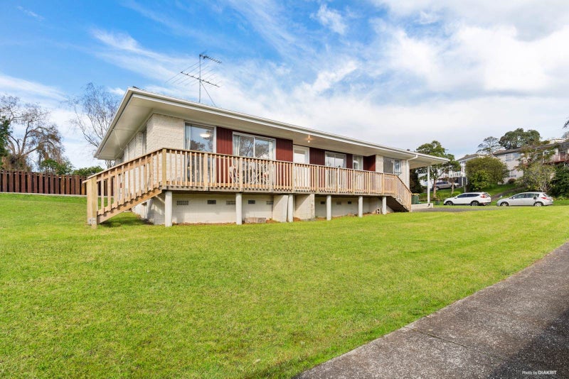 26 Halberg Street, Glenfield, Auckland - Carousel 18