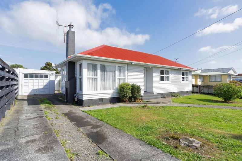 16 Bledisloe Street, Levin, Horowhenua, Manawatu / Whanganui - Carousel 1
