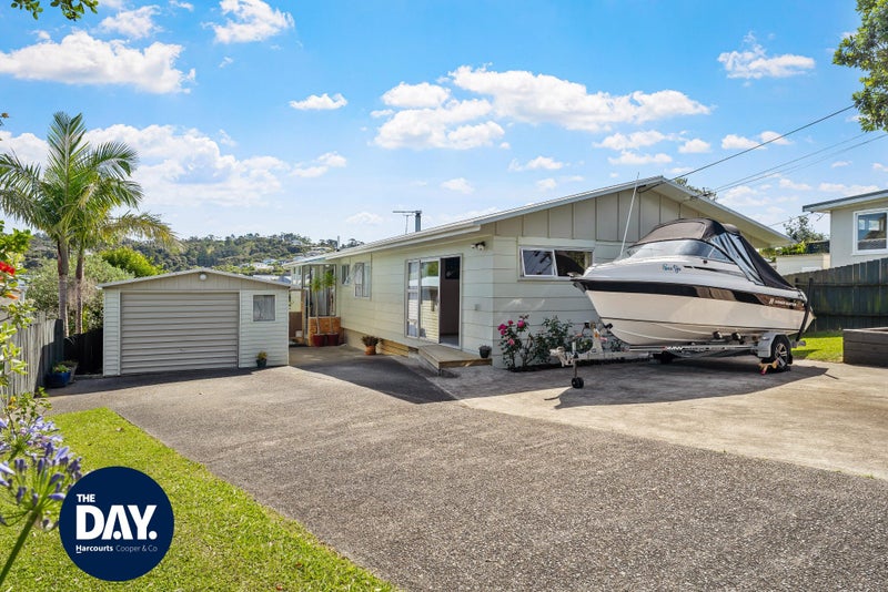 27 Penton Road, Stanmore Bay, Whangaparaoa - Carousel 1