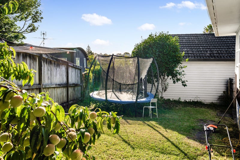 70 Temple Street, Meadowbank, Auckland - Carousel 2