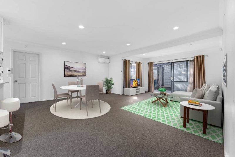 96 Pitt Avenue, Clendon Park, Manukau City, Auckland - Carousel 1