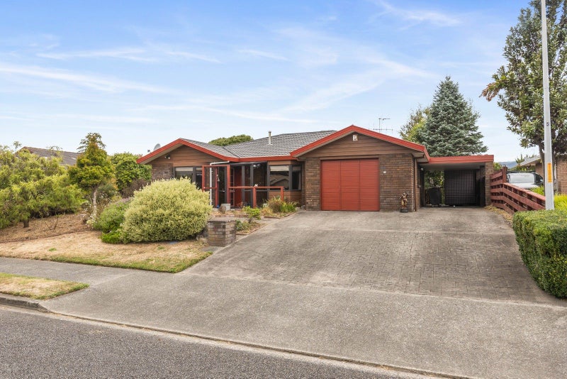 28 Cedar Drive, Paraparaumu Beach, Kapiti Coast, Wellington - Carousel 1