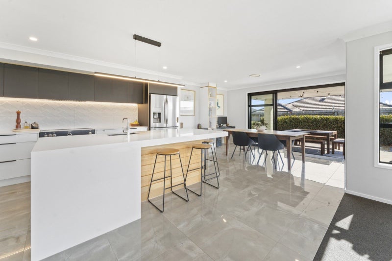 Property Valuation for 17 Charlotte Drive, Omokoroa, Western Bay Of