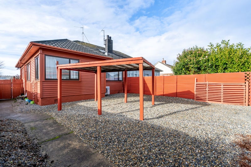 8 Lockerbie Street, Turnbull Thomson Park, Invercargill - Carousel 1