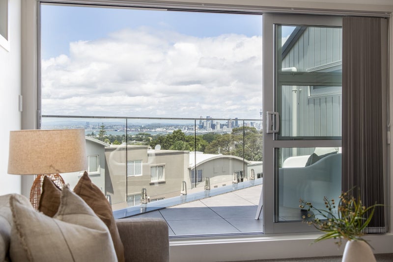 9/270 Onewa Road, Birkenhead, Auckland - Carousel 2