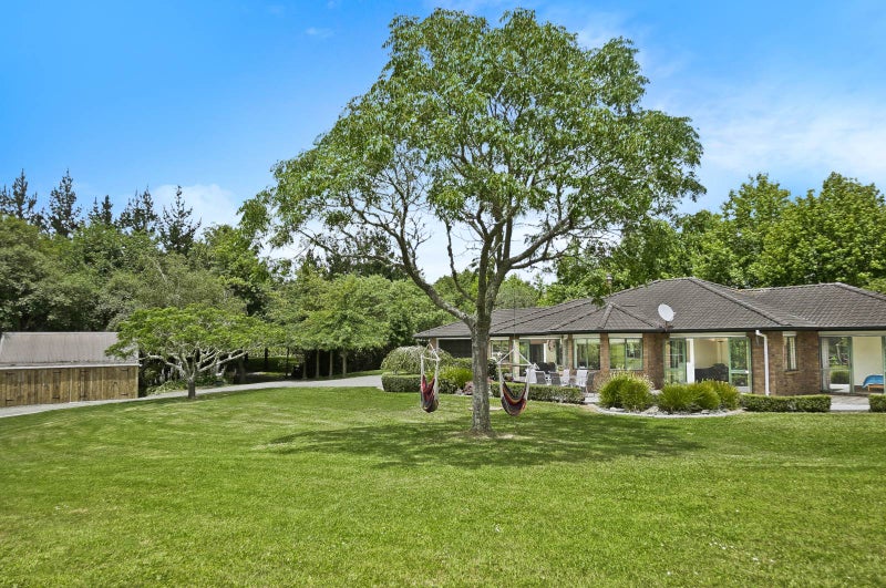 1070 Weranui Road, Silverdale - Carousel 1