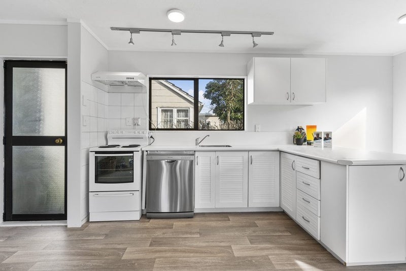 2/1159 High Street, Taita, Lower Hutt - Carousel 2