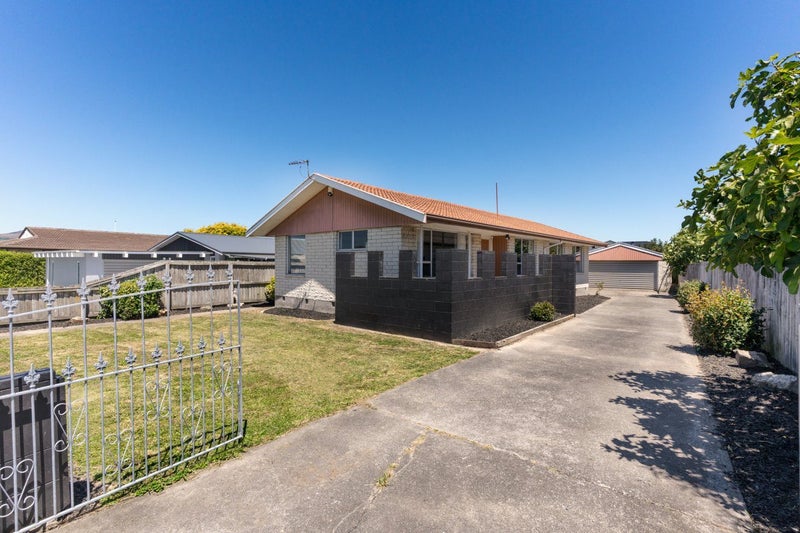 297 Hendersons Road, Hoon Hay, Christchurch - Carousel 1