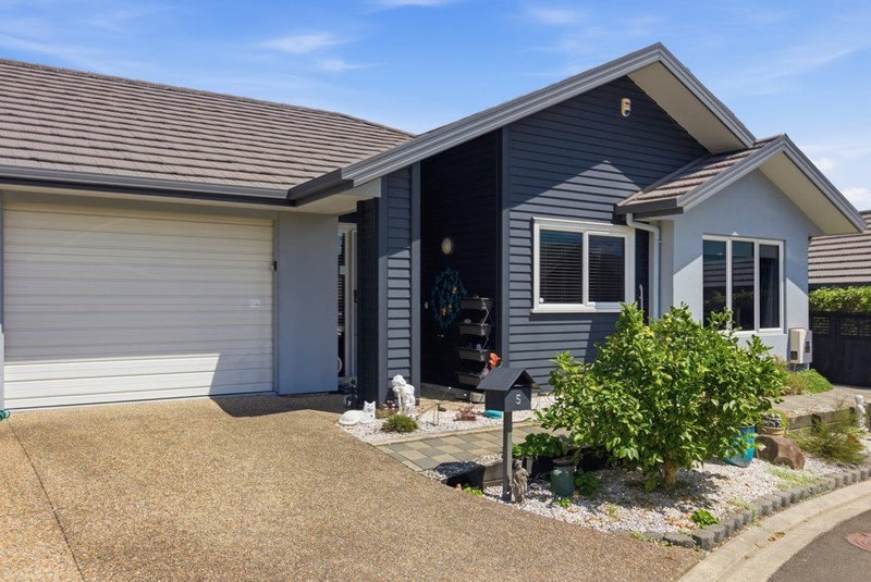 5 Fremont Way, Pyes Pa, Tauranga - Carousel 2