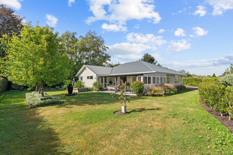 7 Hewson Lane, Greytown, Greytown - Carousel 1