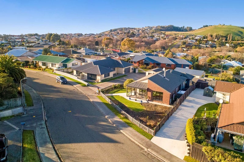 11 Swift Street, Oamaru, Waitaki, Otago - Carousel 2