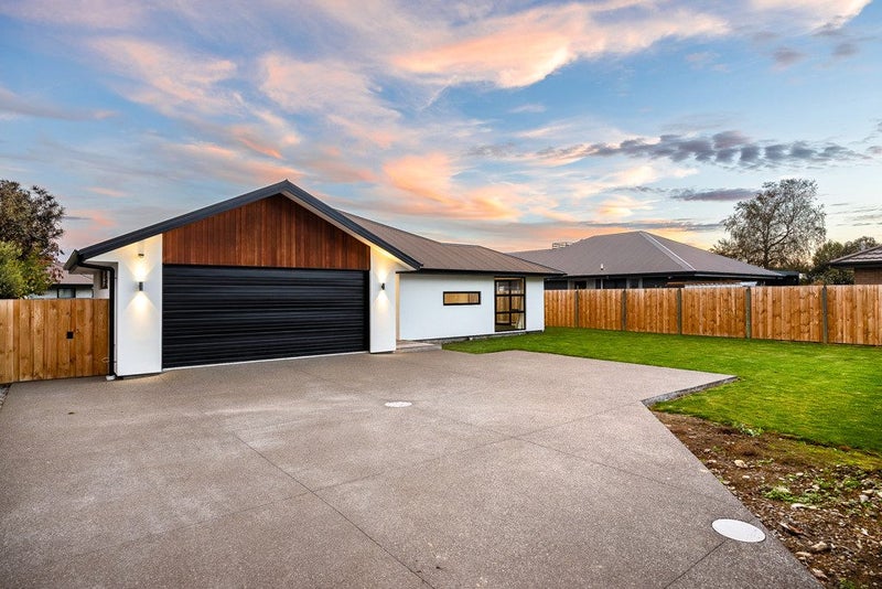 105 Kippenberger Avenue, Rangiora, Rangiora - Carousel 21