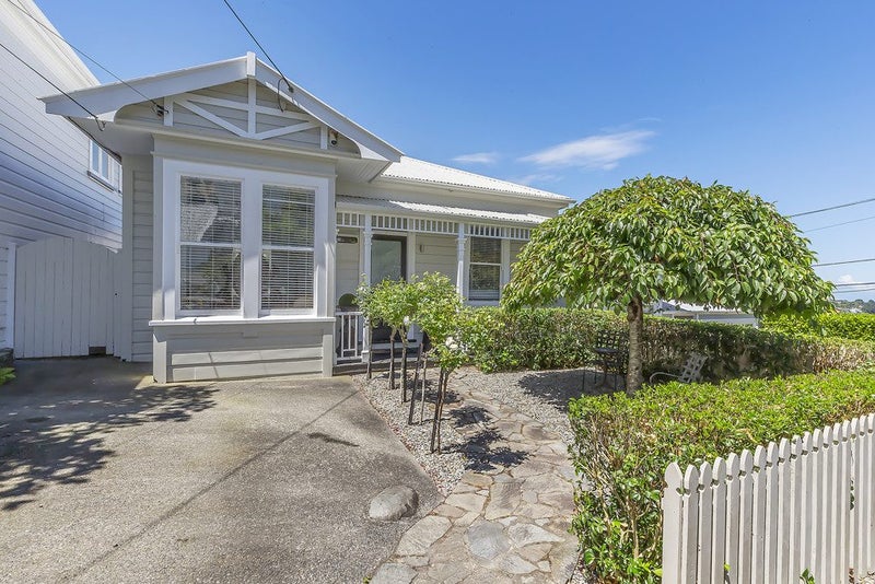 55 Mitchell Street, Brooklyn, Wellington - Carousel 1