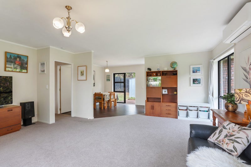 131F Parrs Cross Road, Glen Eden, Auckland - Carousel 2